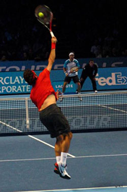 how to do a kick serve