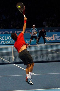 how to do a kick serve